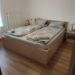 Tiszaliget Es Szallo Bed & Breakfast *