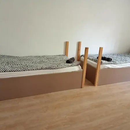 Tiszaliget Es Szallo * Szolnok