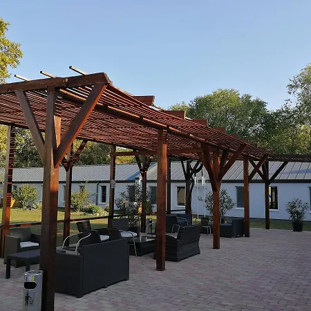 Tiszaliget Es Szallo Bed & Breakfast